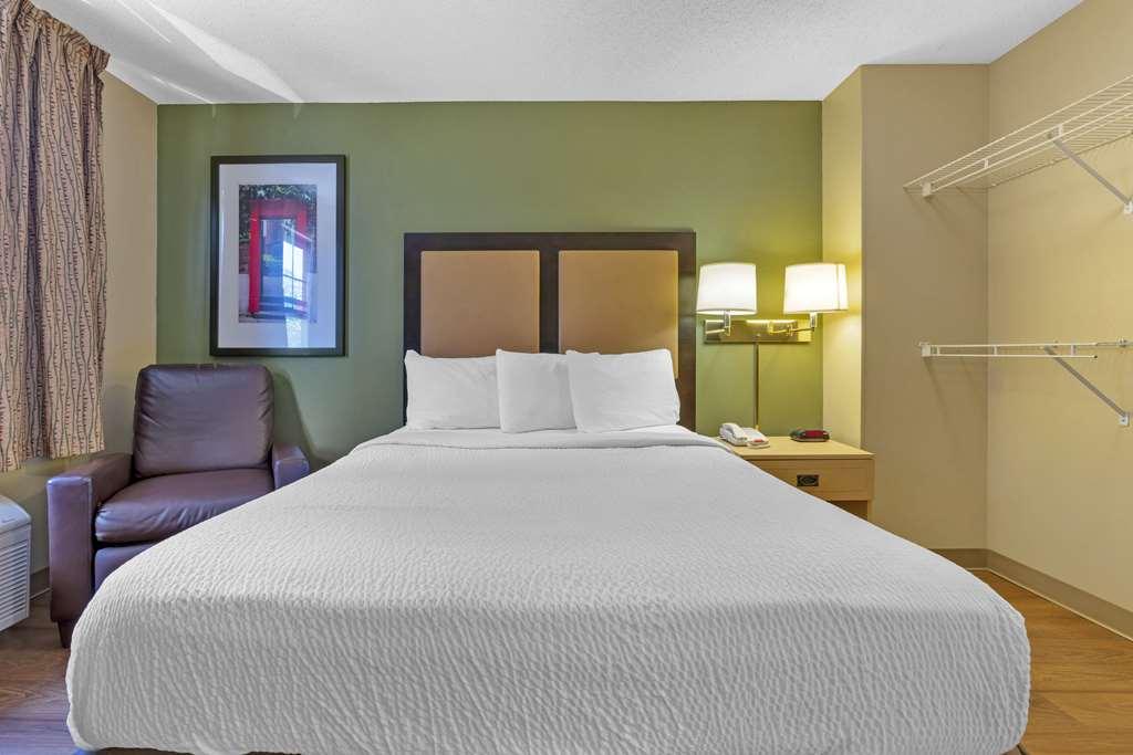 Extended Stay America Suites - Stockton - March Lane Ruang foto